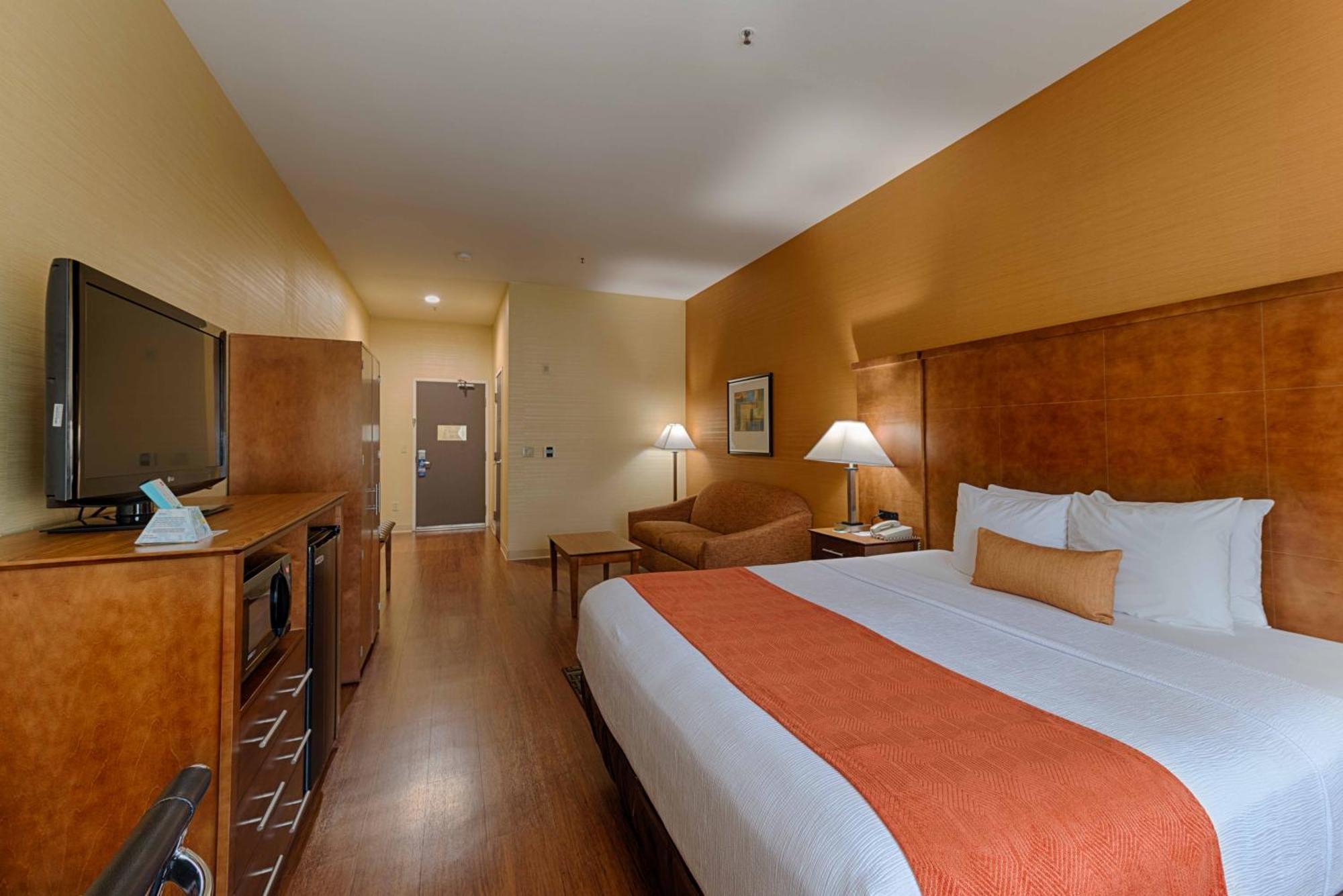 Best Western Plus Delta Inn & Suites Oakley Luaran gambar