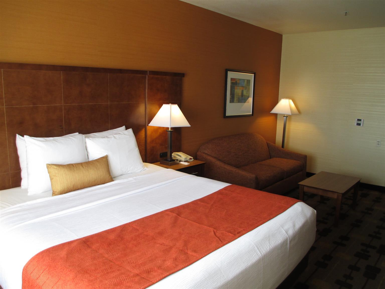 Best Western Plus Delta Inn & Suites Oakley Luaran gambar