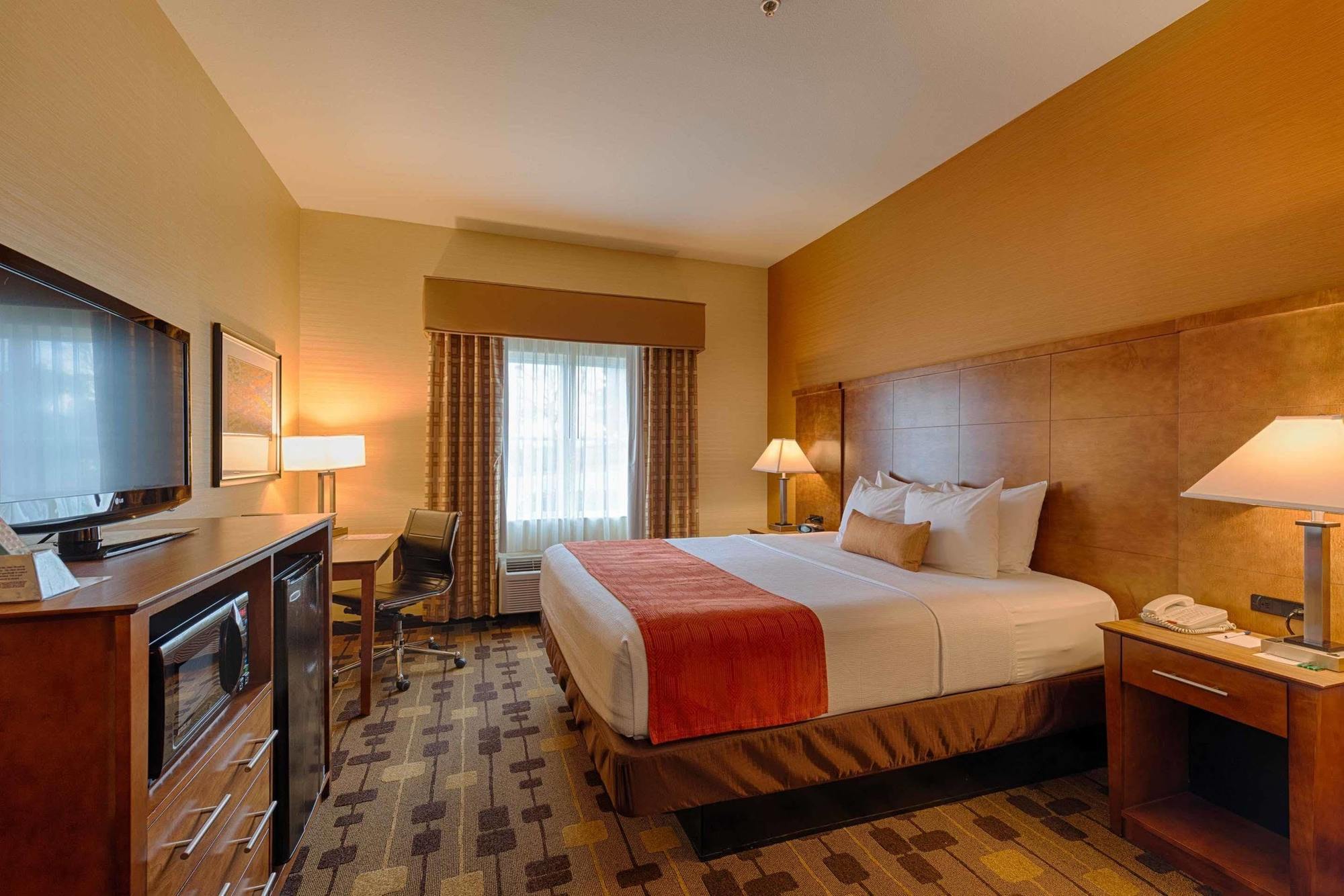 Best Western Plus Delta Inn & Suites Oakley Luaran gambar